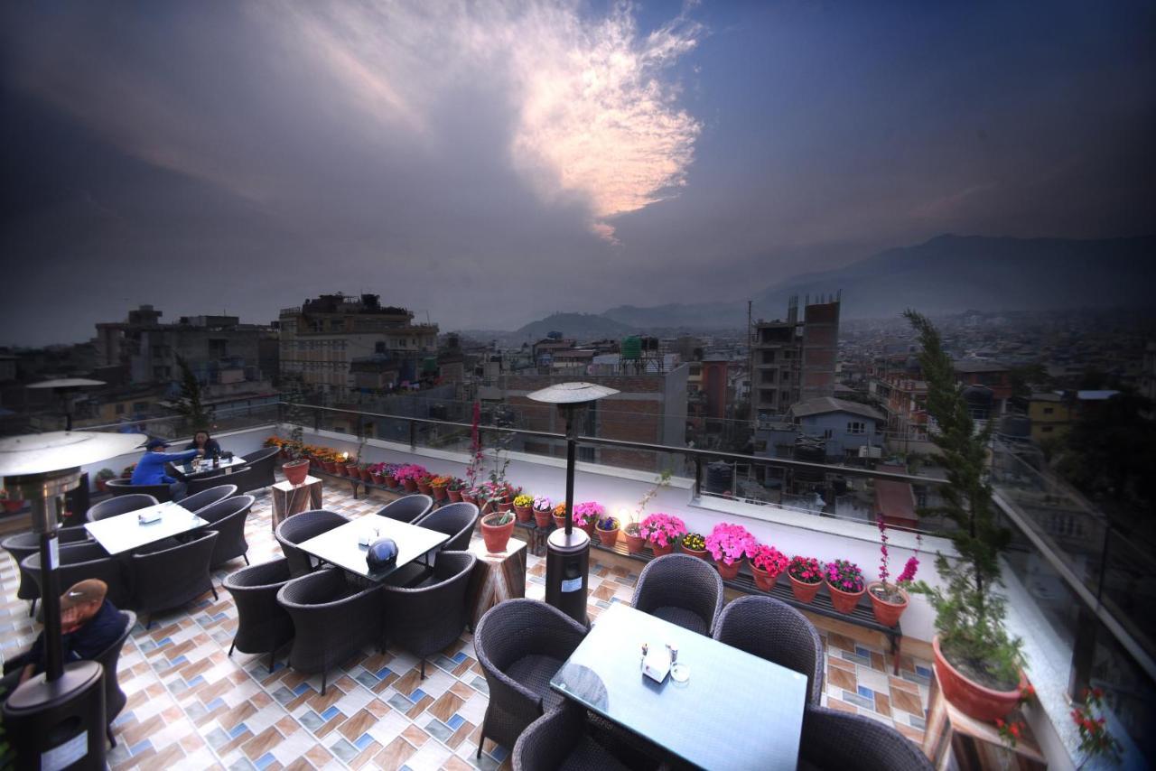 Hotel Simal Katmandou Extérieur photo