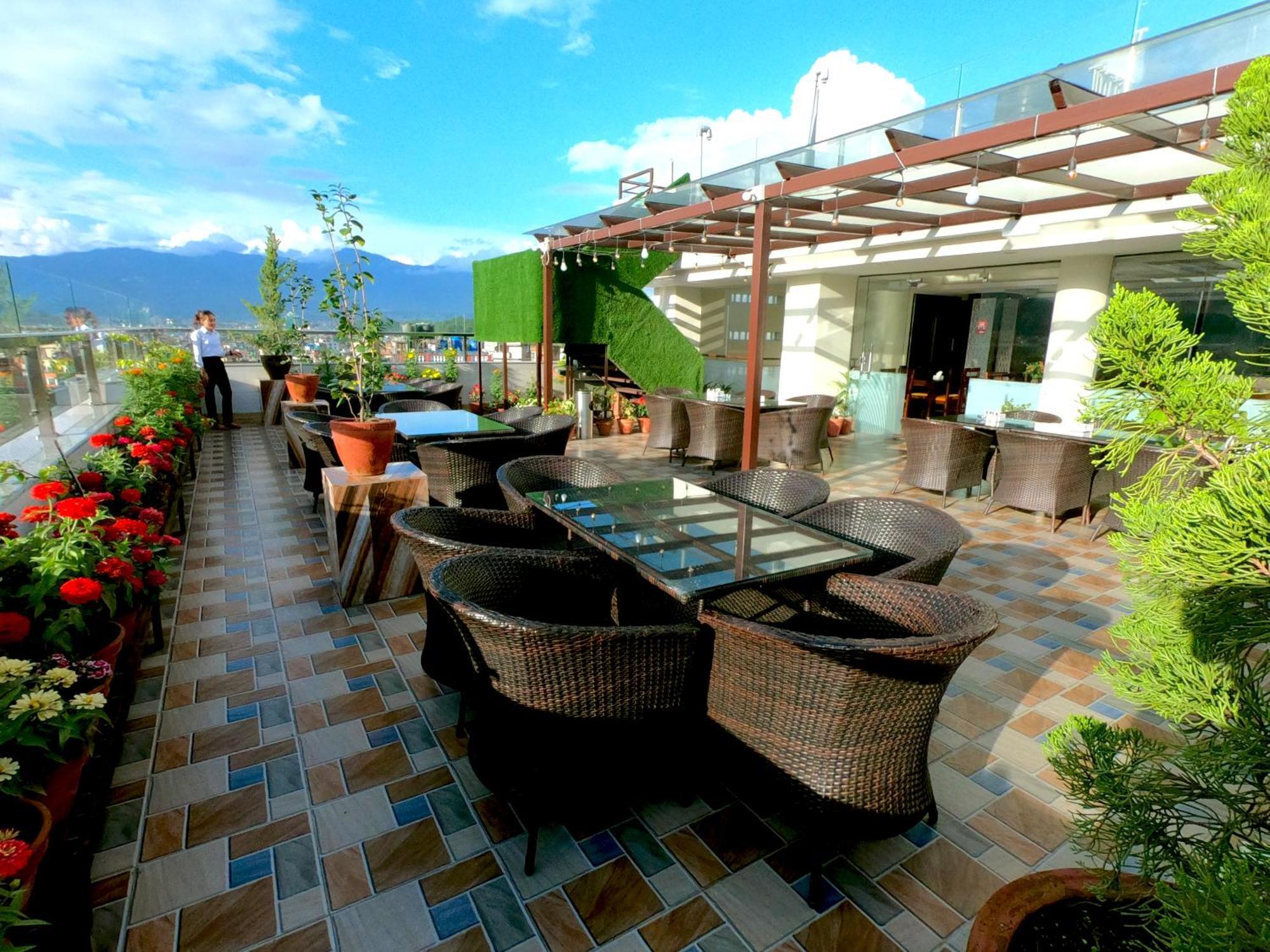 Hotel Simal Katmandou Extérieur photo