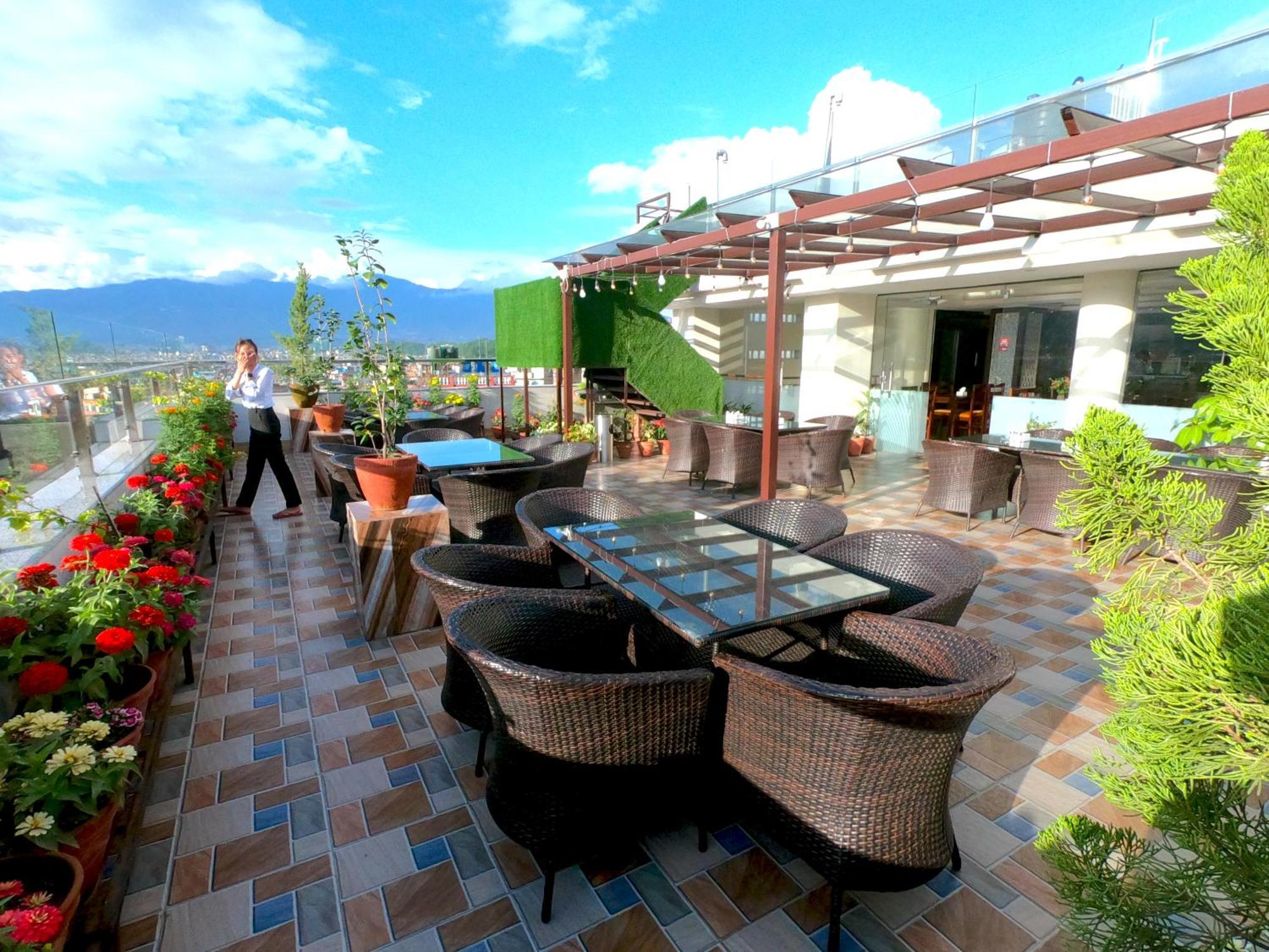 Hotel Simal Katmandou Extérieur photo